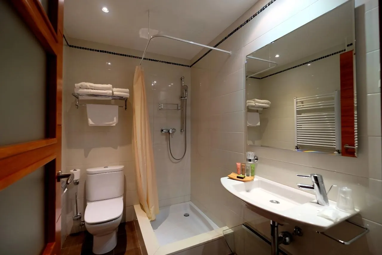 Hotel Carmen Roses 3*,  Spain